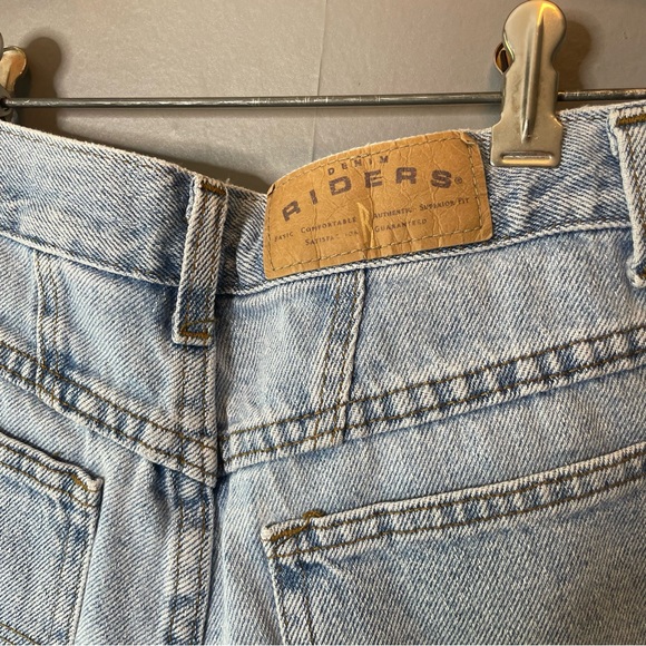Riders Classic Light Blue Denim Shorts size 10 - Picture 5 of 7